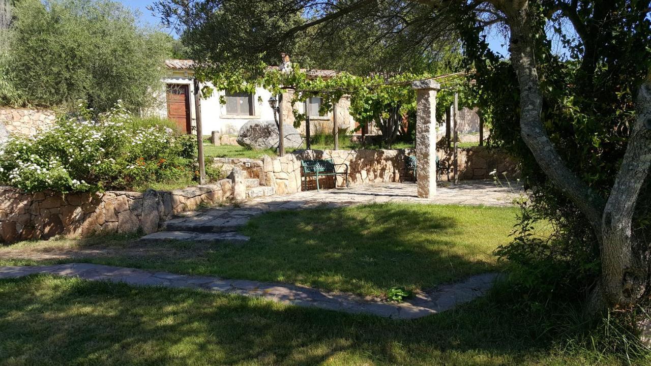 Agriturismo Desole Monti Екстериор снимка