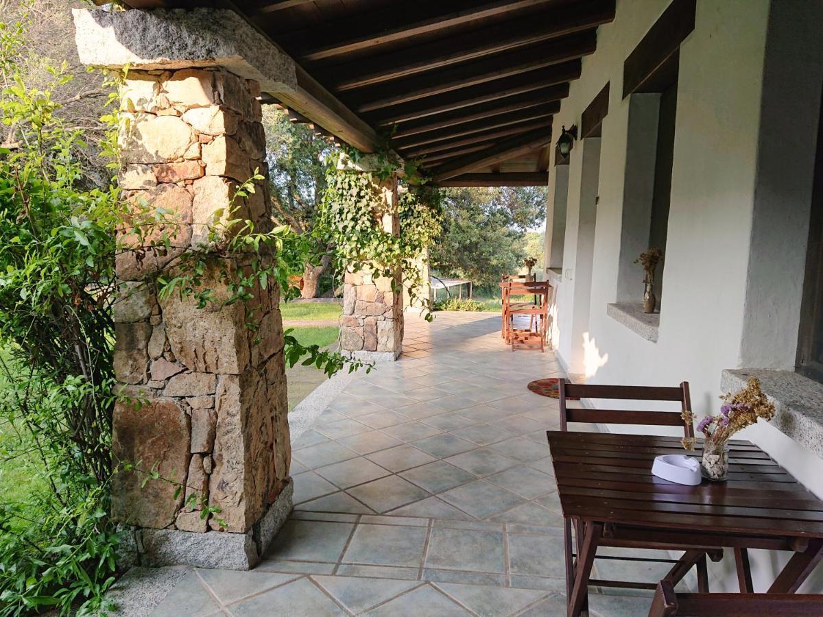 Agriturismo Desole Monti Екстериор снимка
